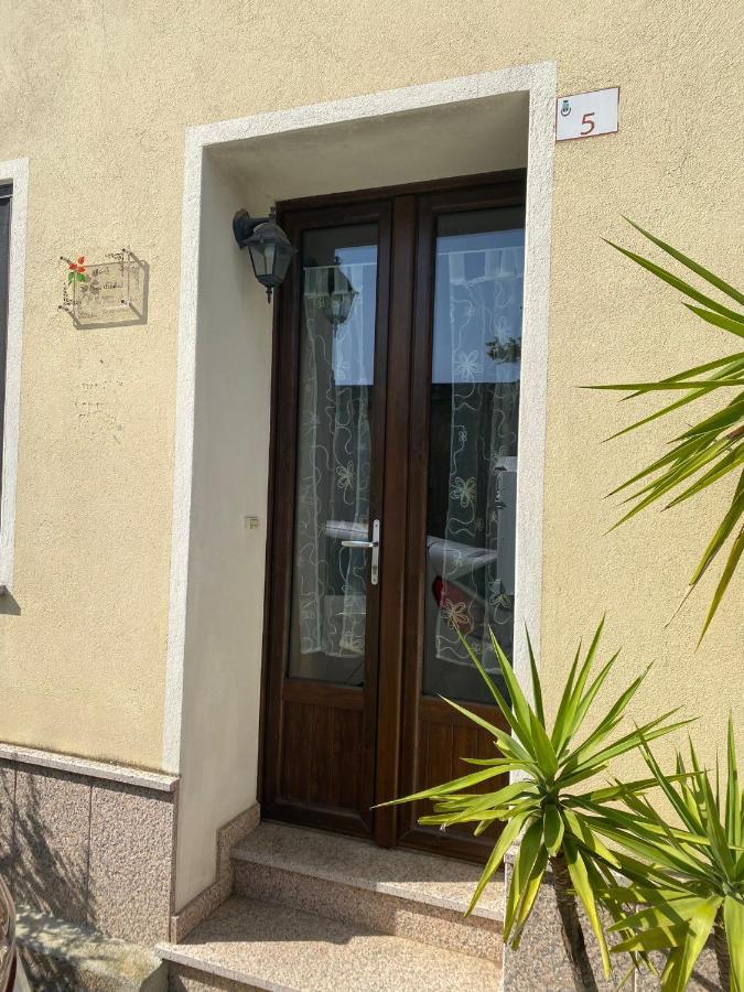 B&B Su Frori Arrubiu Теулада Экстерьер фото