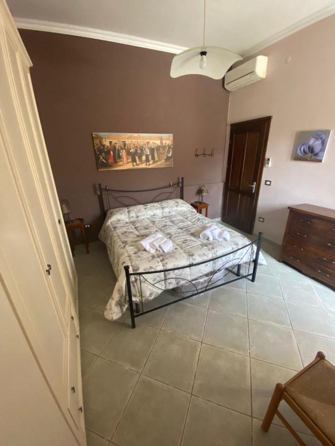 B&B Su Frori Arrubiu Теулада Экстерьер фото